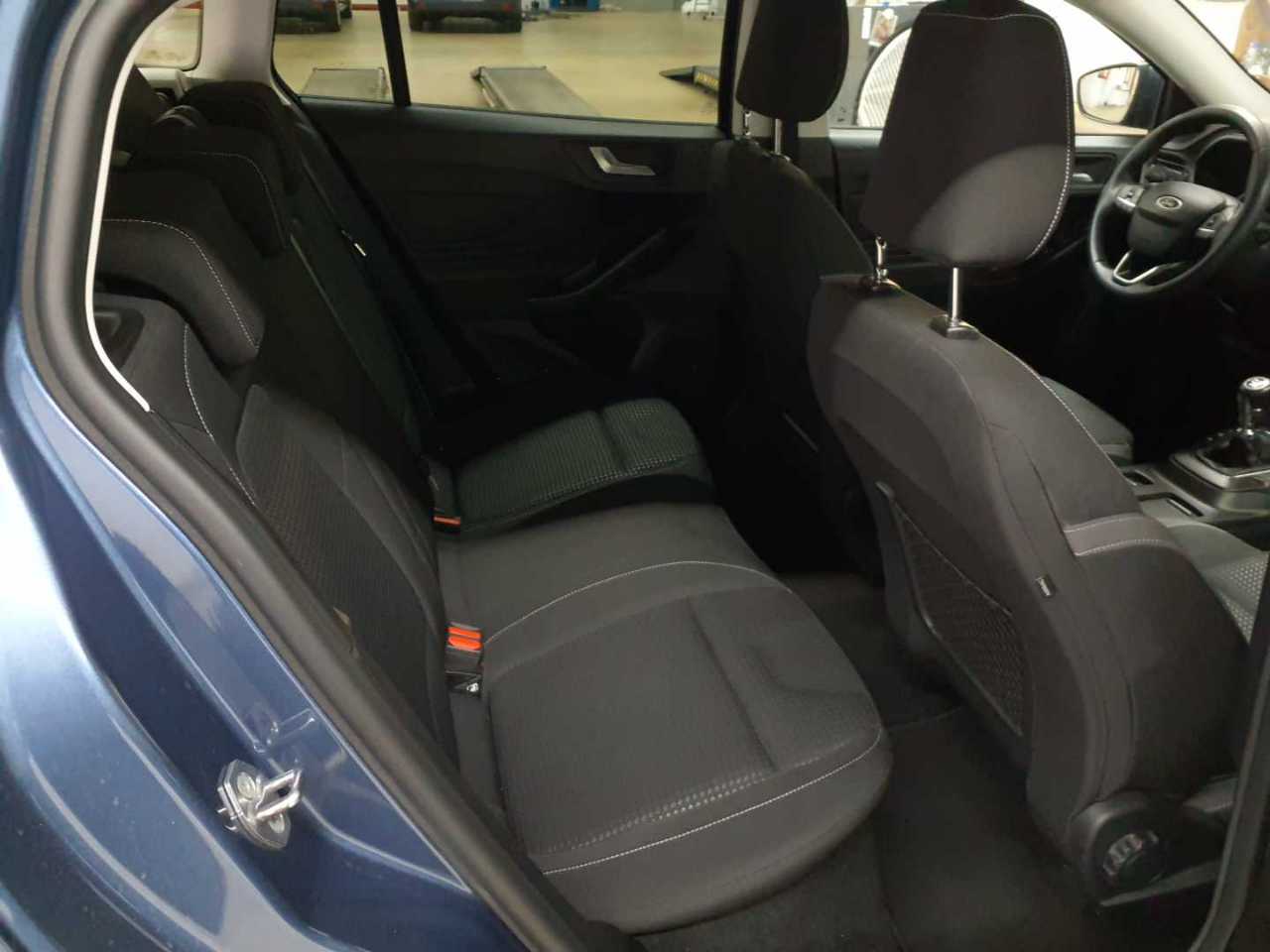 Ford Focus Turnier 1.5 EcoBlue Start-Stopp-System COOL&CONNECT 14