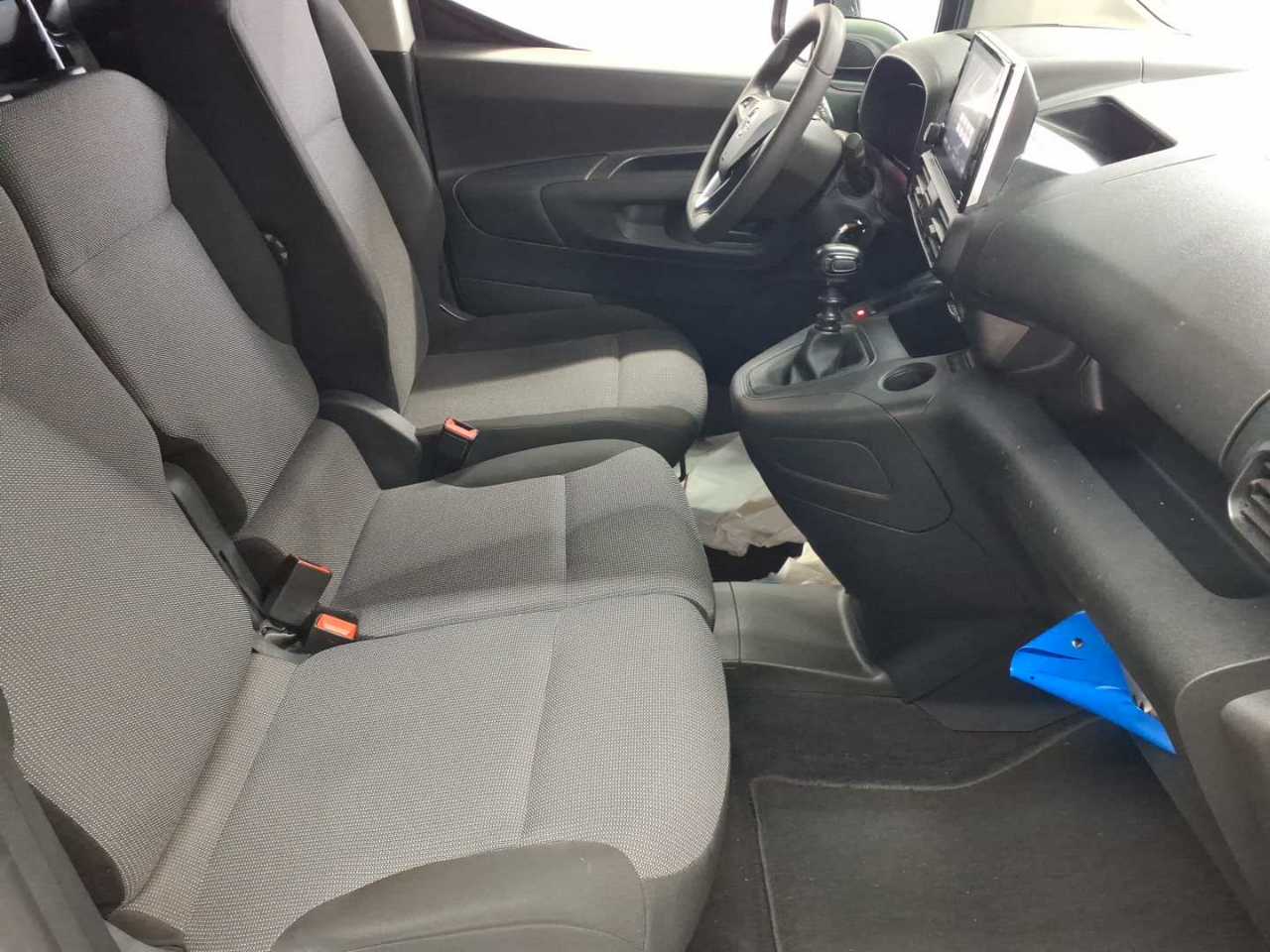 Opel Combo Cargo 1.5 D Edition 8