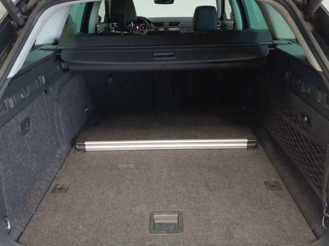Skoda Superb Combi 2.0 TDI DSG Style 15