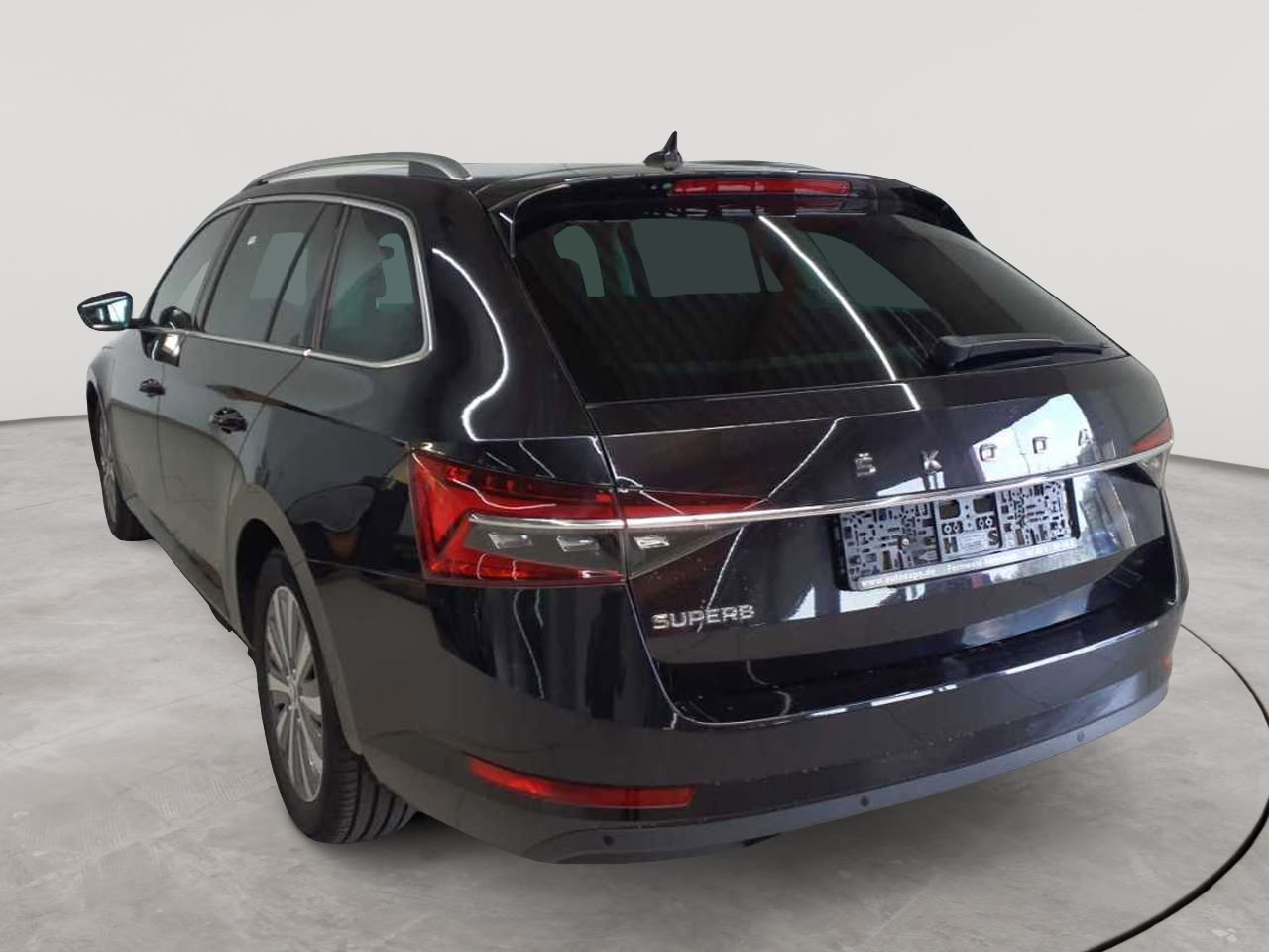 Skoda Superb Combi 2.0 TDI DSG Style 5