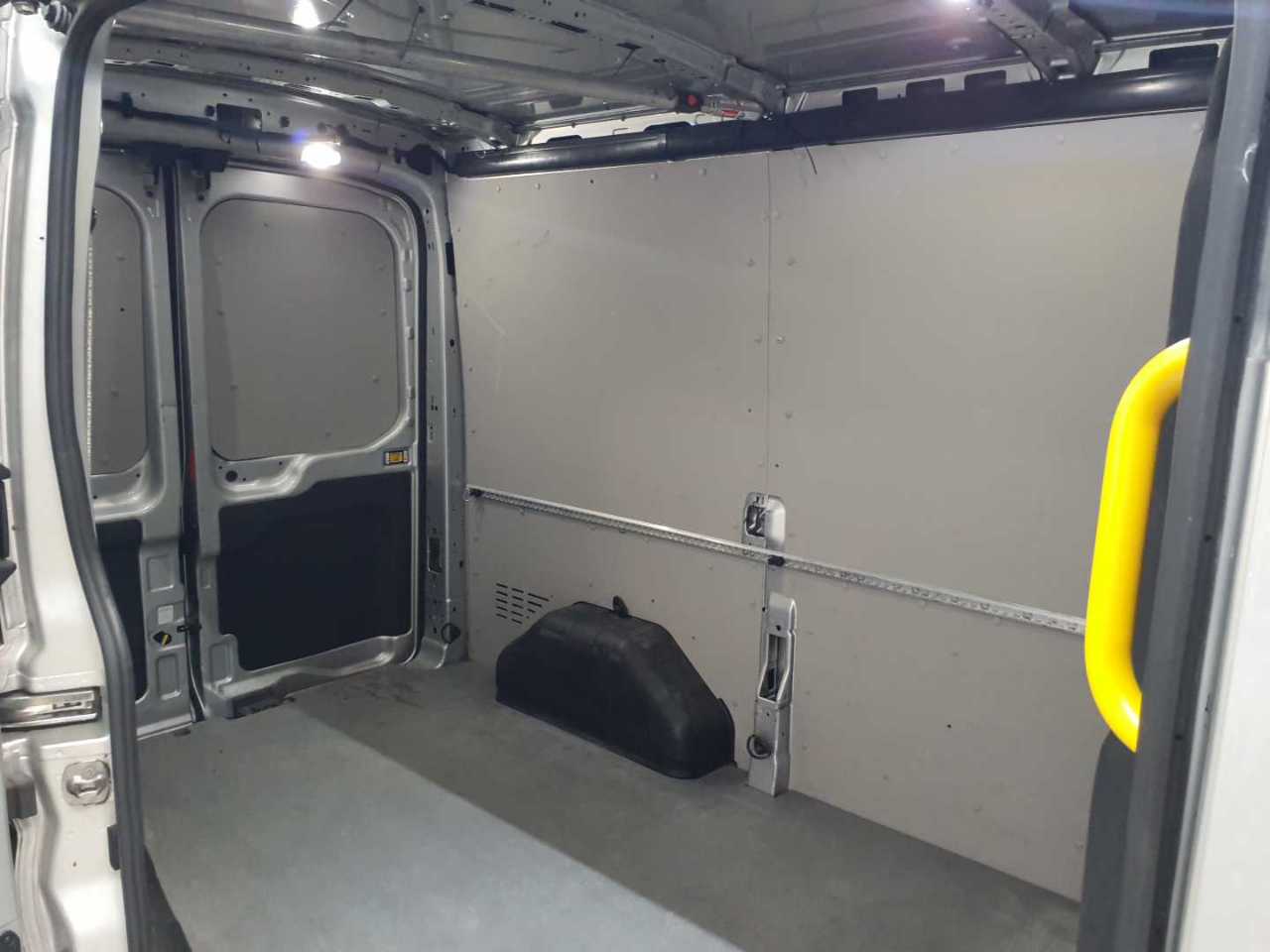 Ford Transit 310 L2H2 Lkw VA Trend 9