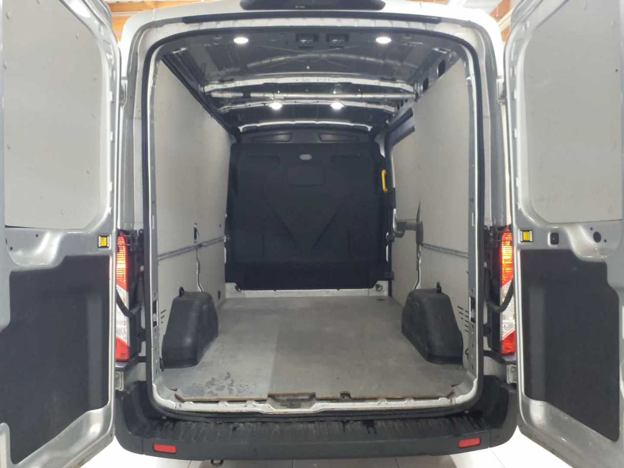 Ford Transit 310 L2H2 Lkw VA Trend 10