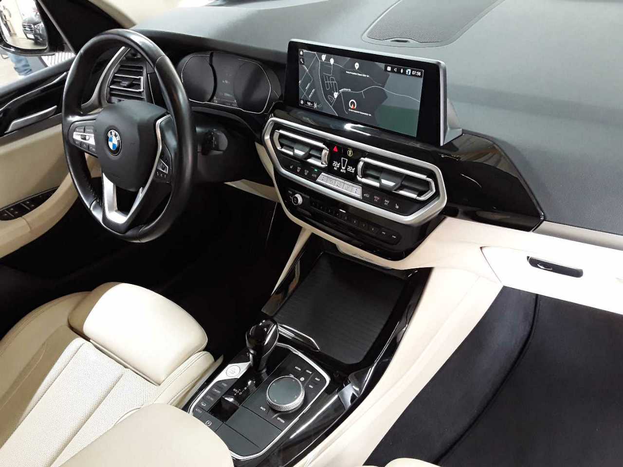 Bmw X3 xDrive20d Aut. 9