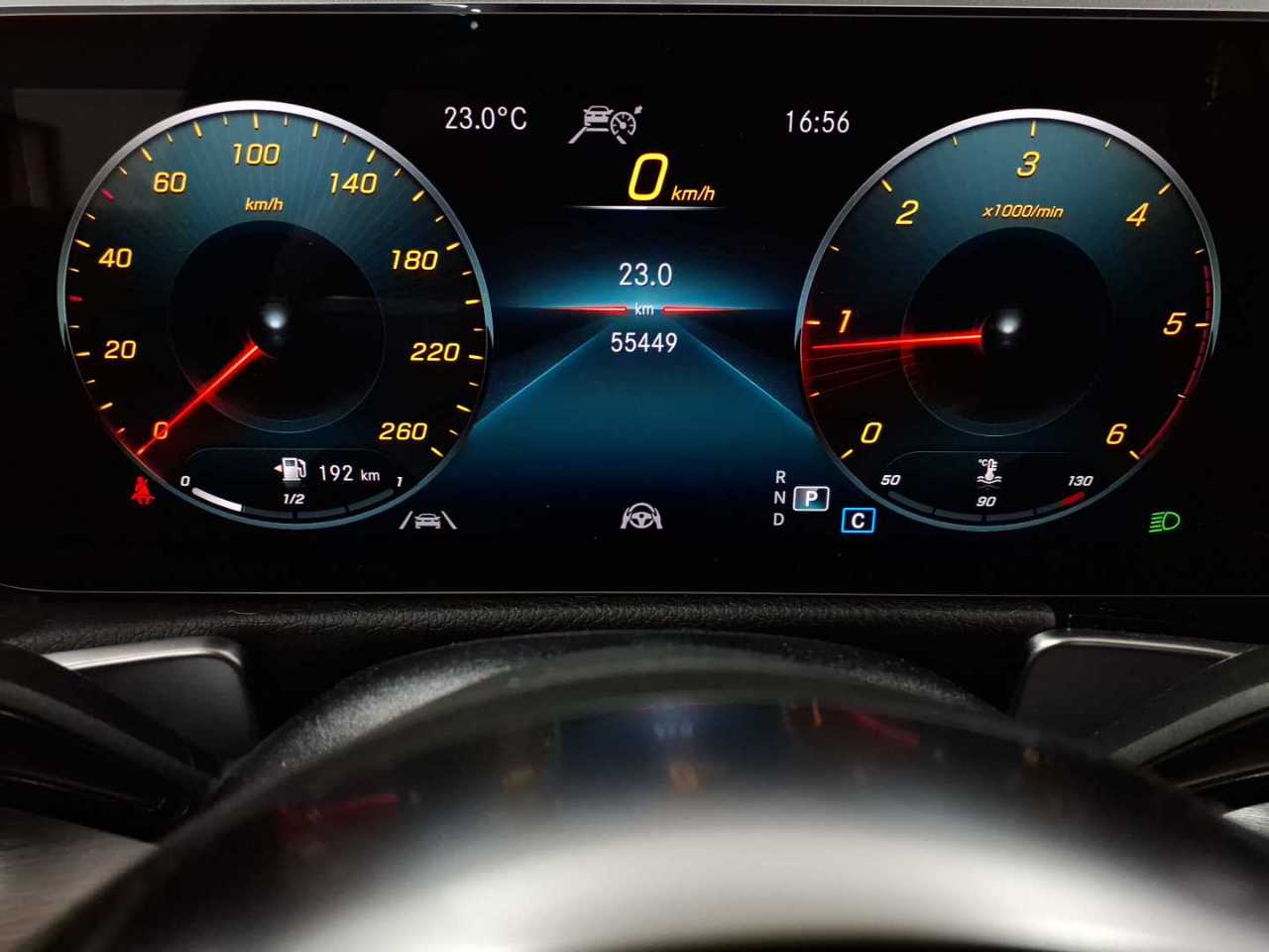 Mercedes-Benz GLB 220 d 4Matic 8G-DCT AMG Line 11