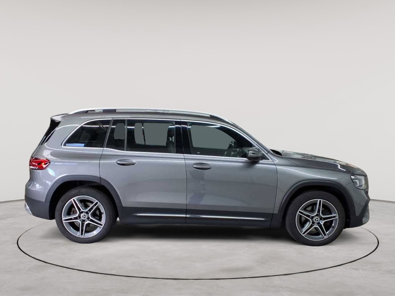 Mercedes-Benz GLB 220 d 4Matic 8G-DCT AMG Line 3