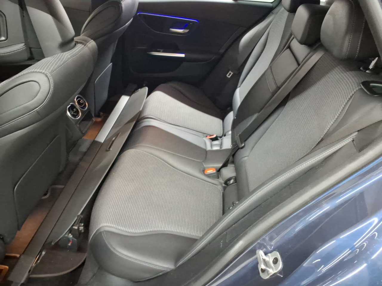 Mercedes-Benz C 180 T 9G-TRONIC Avantgarde 13