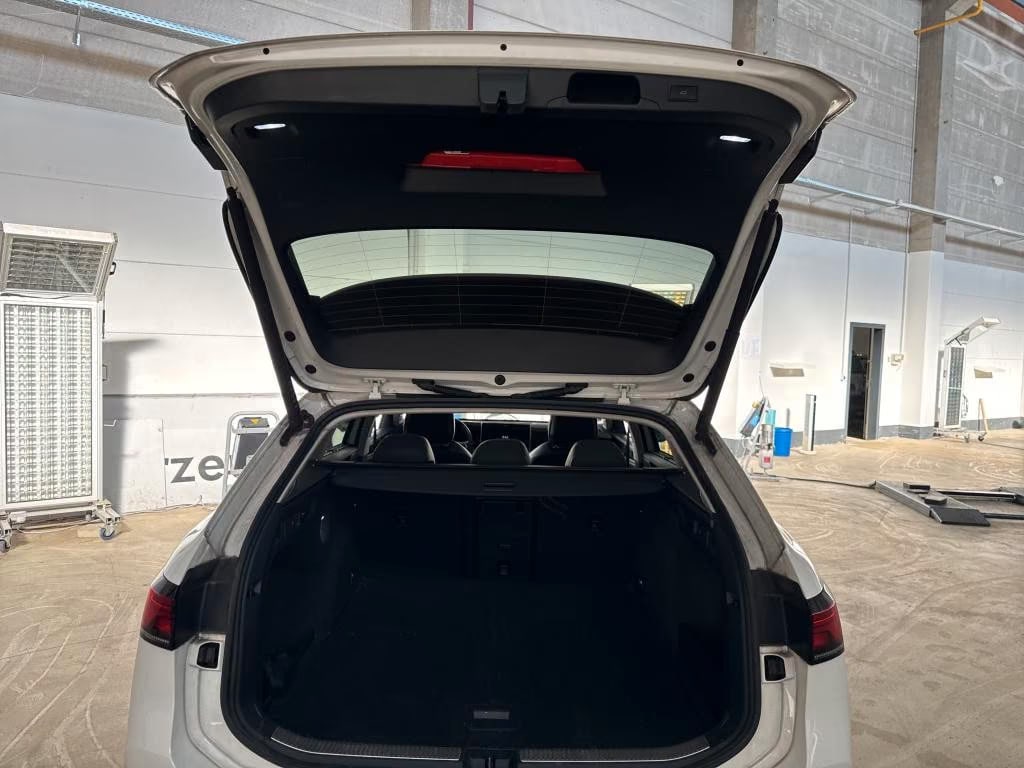 Volkswagen Passat Variant 1.5 2024 7