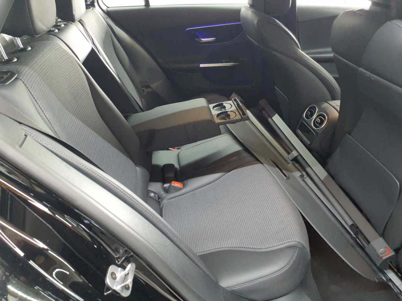 Mercedes-Benz C 220 d T 9G-TRONIC Avantgarde 14