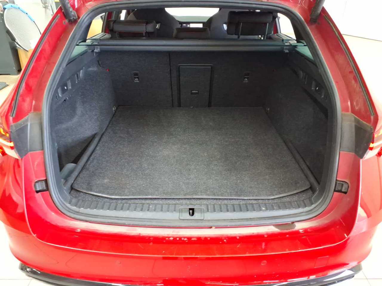 Skoda Octavia Combi 1.4 TSI iV DSG RS 15