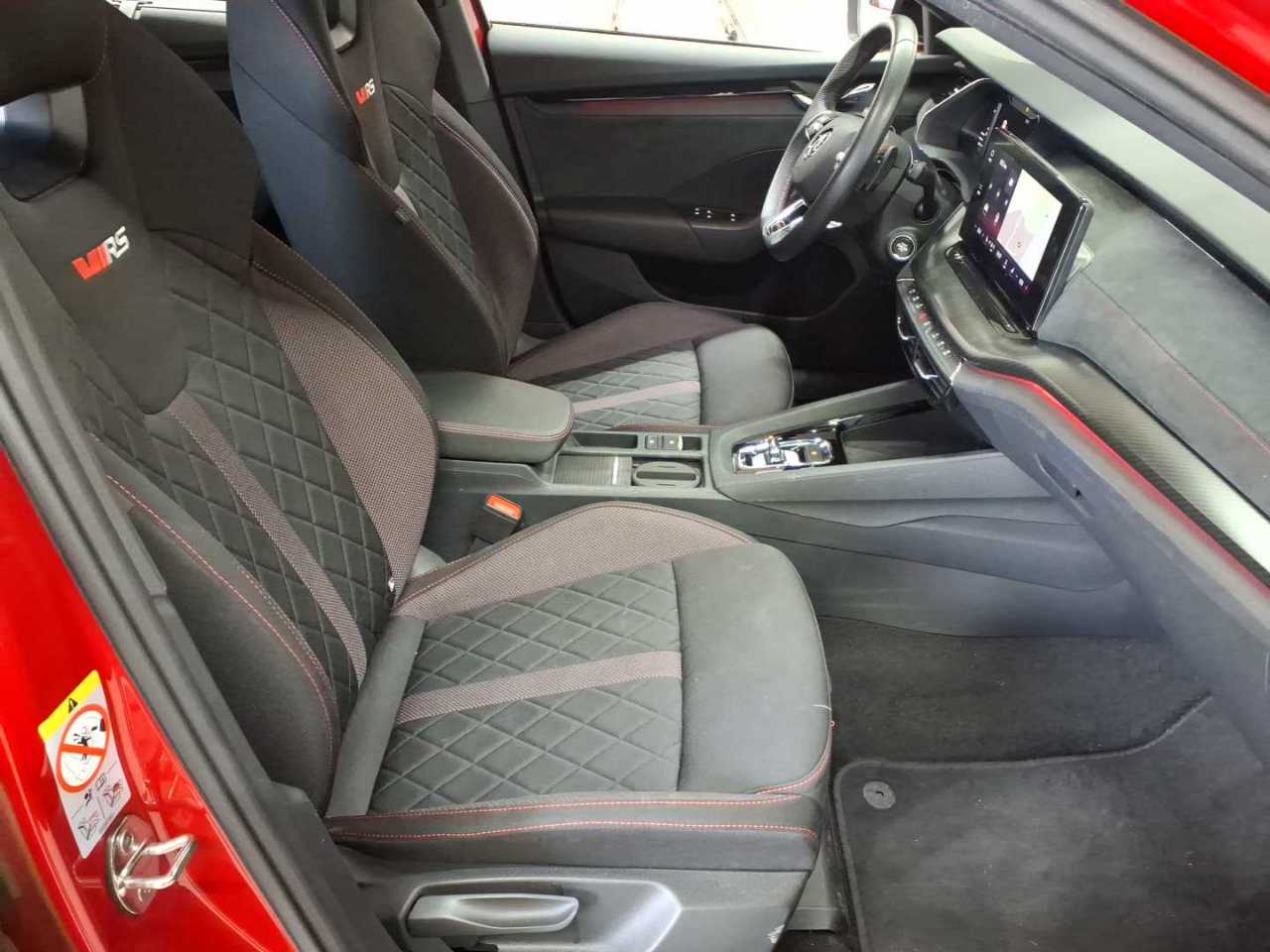 Skoda Octavia Combi 1.4 TSI iV DSG RS 8