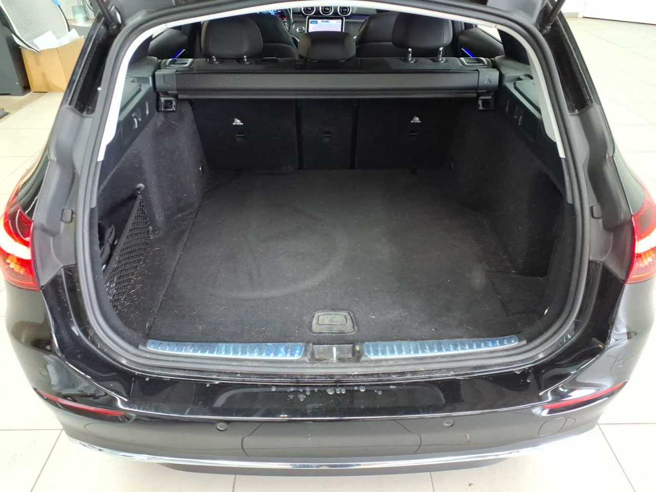 Mercedes-Benz C 200 d T 9G-TRONIC Avantgarde 15