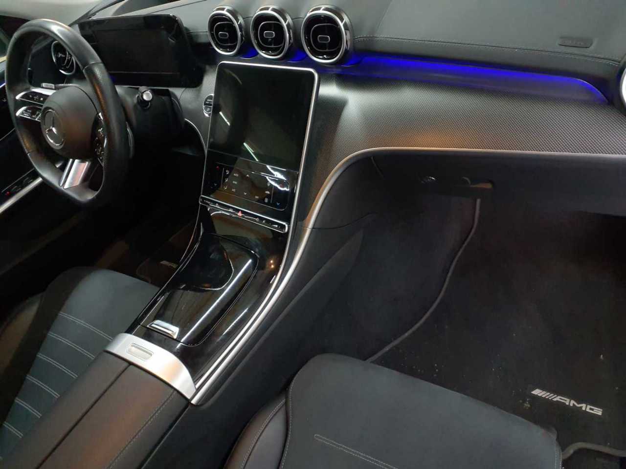 Mercedes-Benz C 200 T 9G-TRONIC AMG Line 9