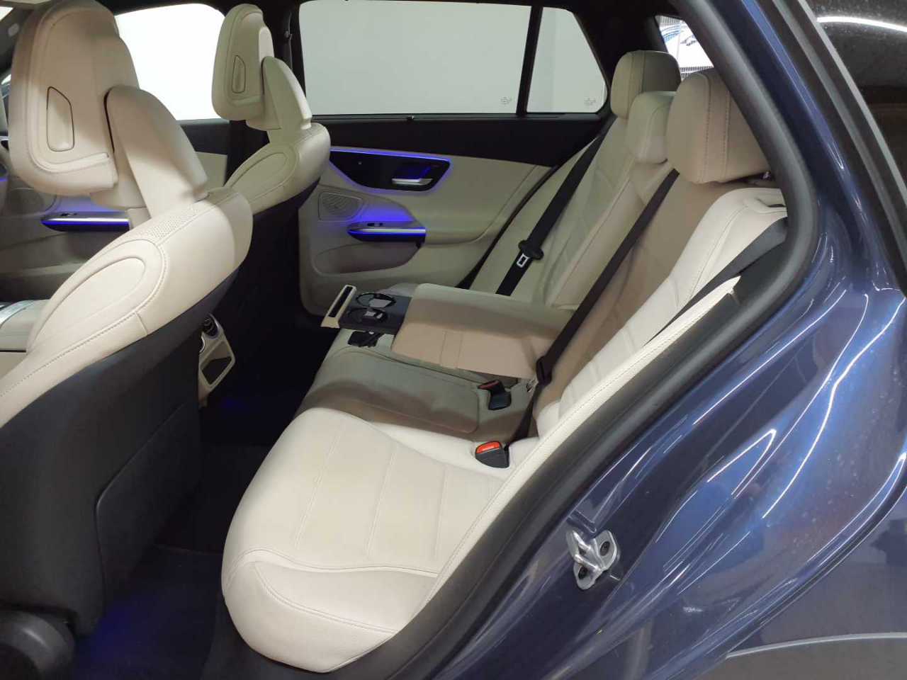 Mercedes-Benz C 220 d 4Matic T All-Terrain 9G-TRONIC Avantgarde 14