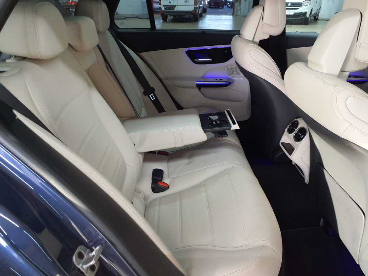 Mercedes-Benz C 220 d 4Matic T All-Terrain 9G-TRONIC Avantgarde 13