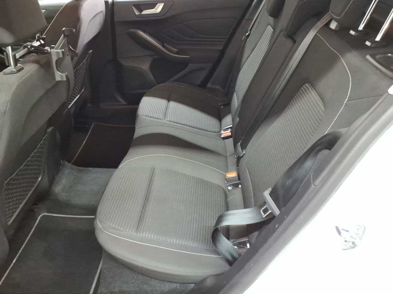 Ford Focus Turnier 1.5 EcoBlue Start-Stopp-System Aut. TITANIUM X 13