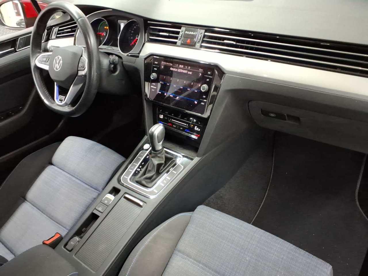 Vw Passat Variant 1.4 TSI Plug-In-Hybrid DSG GTE 9