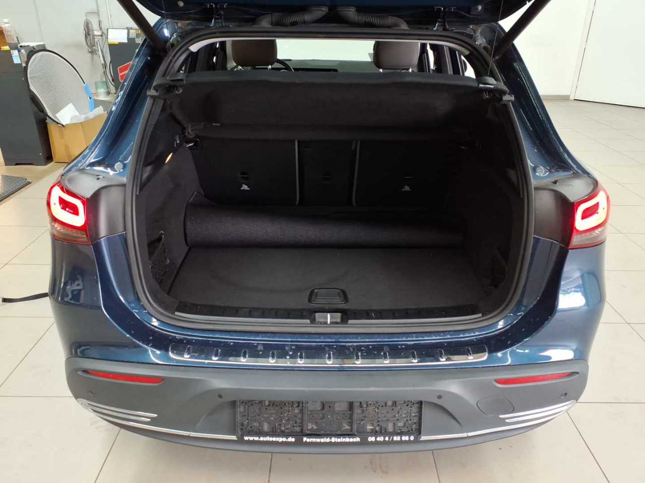 Mercedes-Benz EQA 250 Electric Art 15