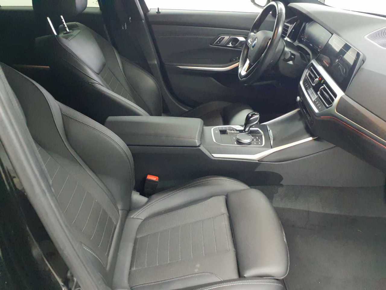 Bmw 320d Touring xDrive Aut. Luxury Line 8