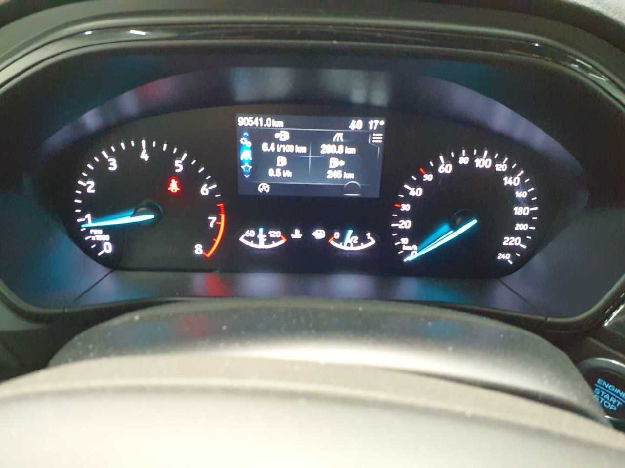 Ford Focus Turnier 1.0 EcoBoost Hybrid ST-LINE 11