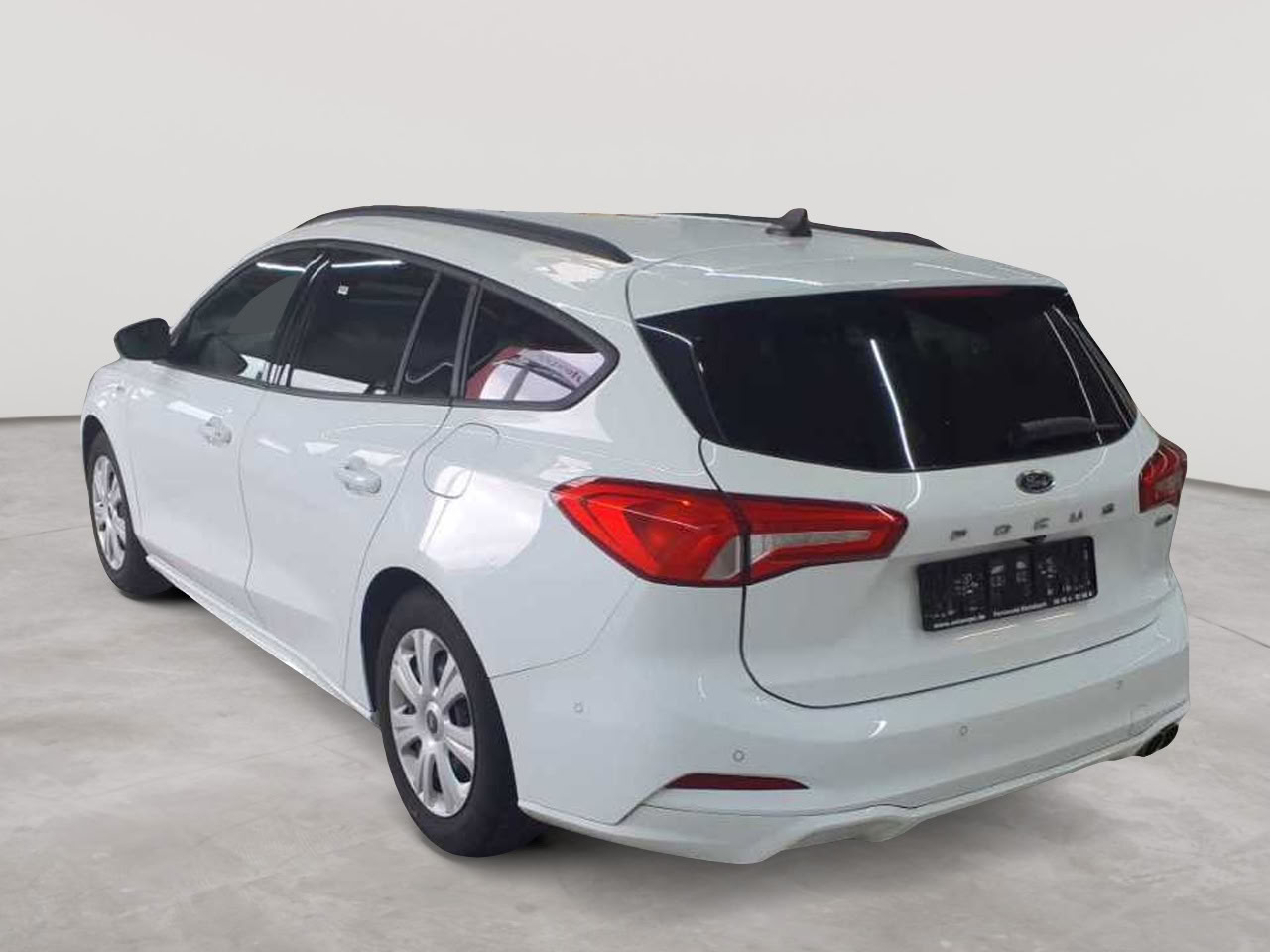 Ford Focus Turnier 1.0 EcoBoost Hybrid ST-LINE 5