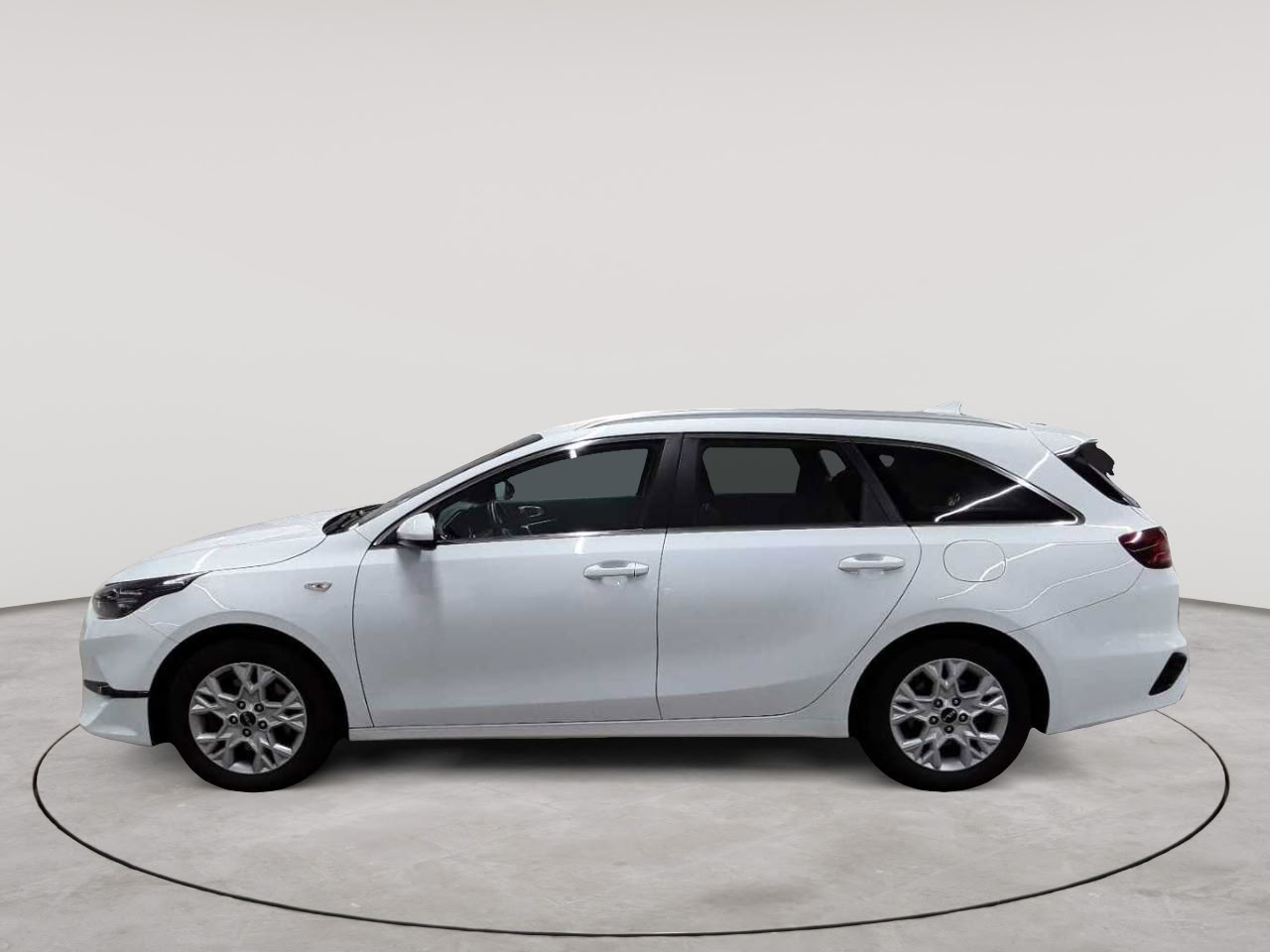 Kia Ceed SW 1.6 CRDi (48V Mild-Hybrid) DCT7 Vision 6