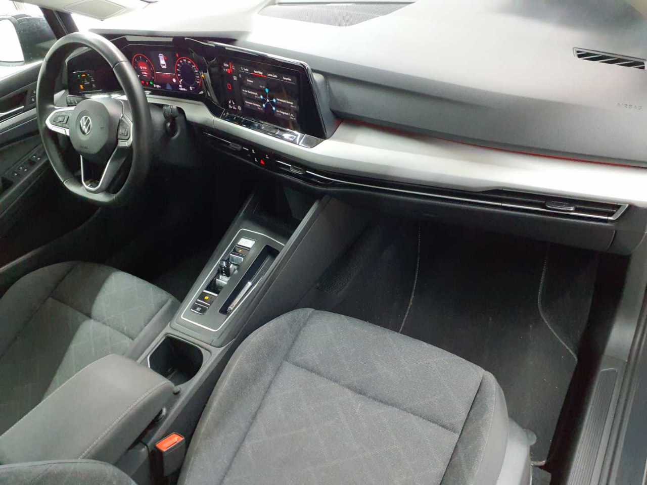 Vw Golf Variant 2.0 TDI SCR DSG Life 9