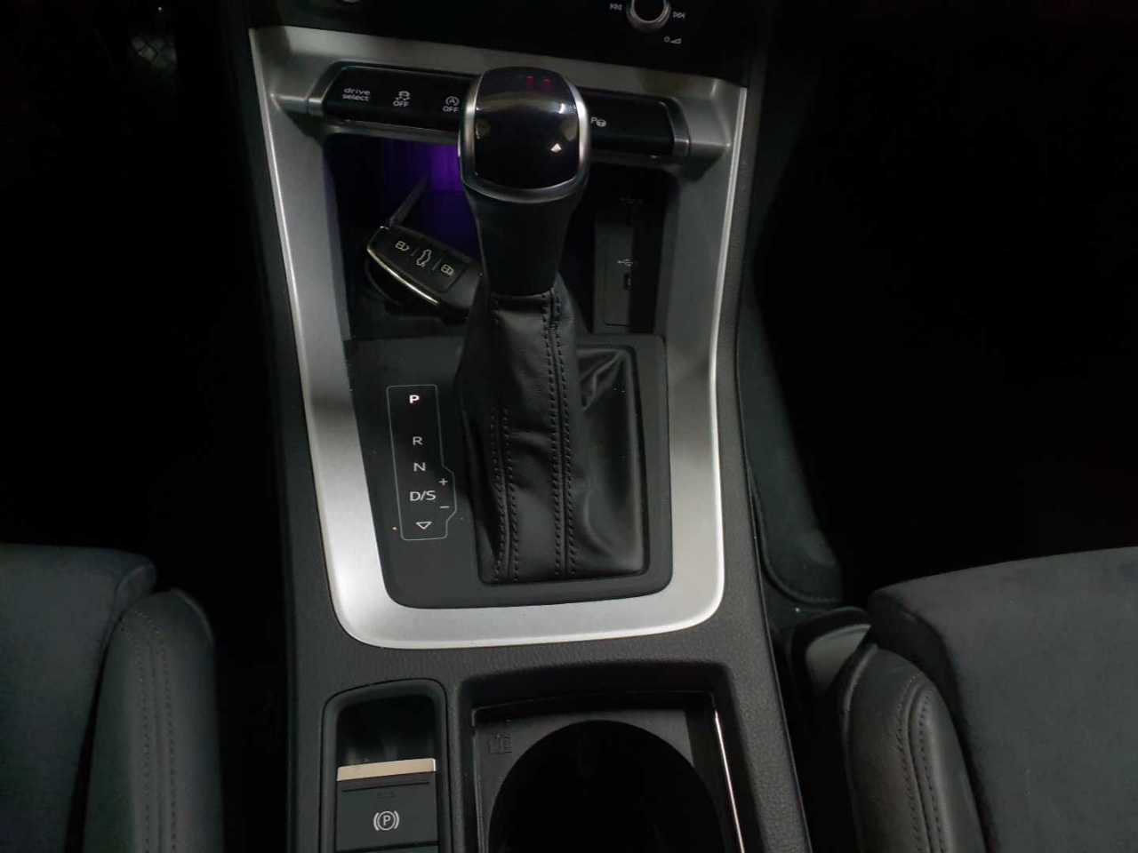 Audi Q3 40 TDI Sportback quattro S tronic 10