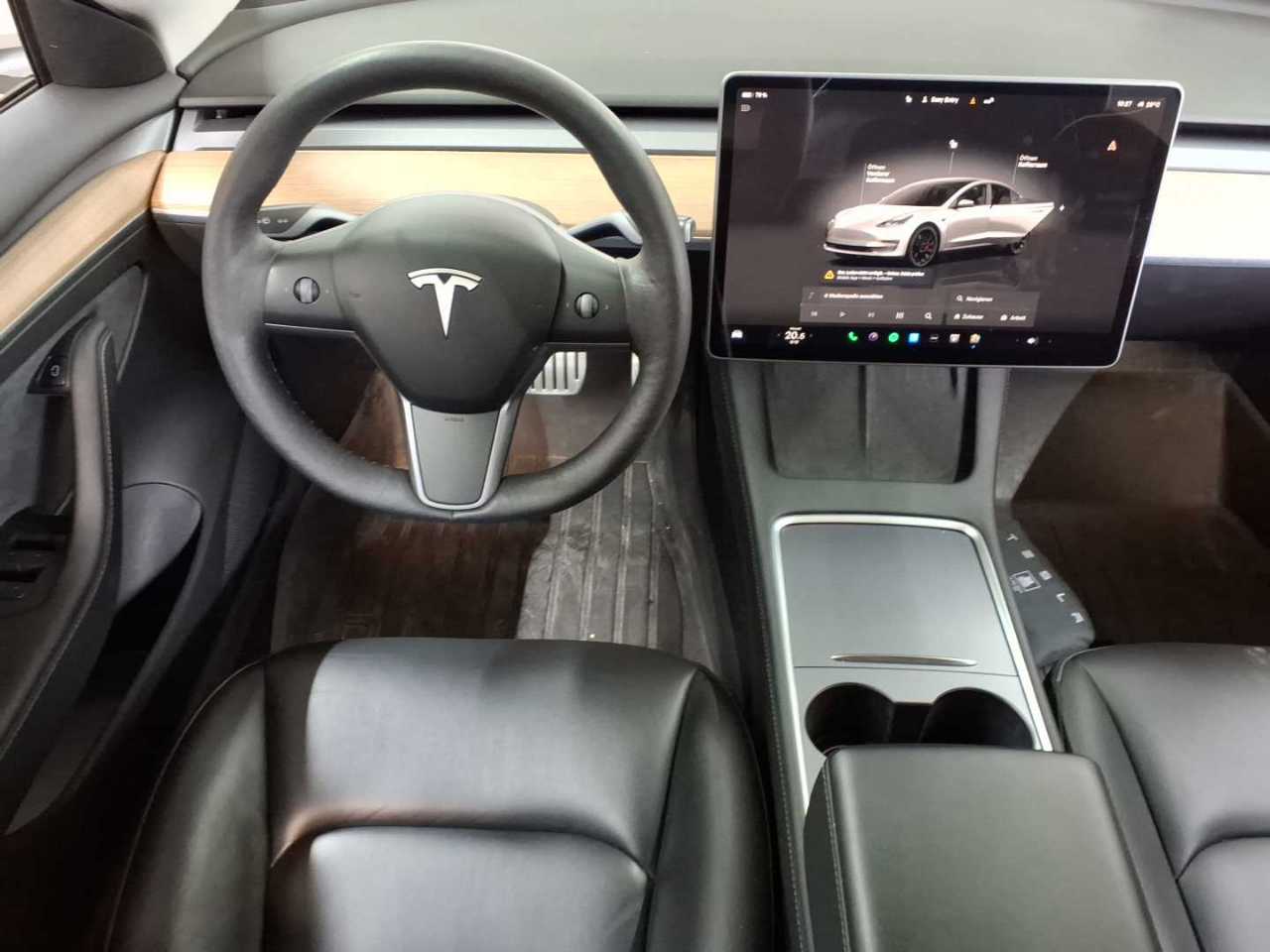 Tesla Model 3 Langstreckenbatt. Allradantrieb Dual Motor Performance 9