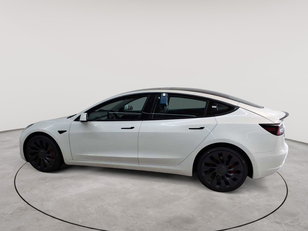Tesla Model 3 Langstreckenbatt. Allradantrieb Dual Motor Performance 5