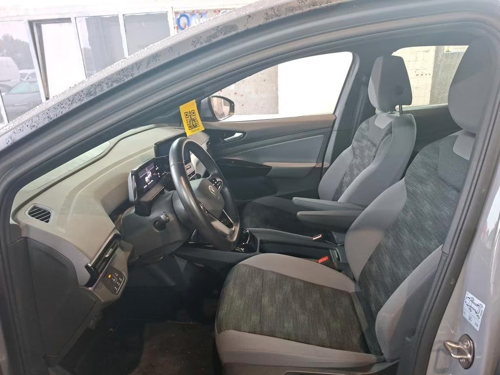 Volkswagen ID.4 2023 5