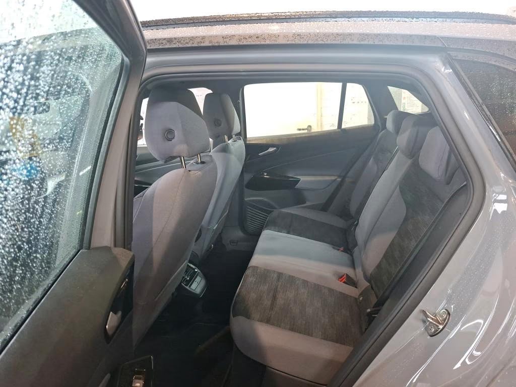 Volkswagen ID.4 2023 6