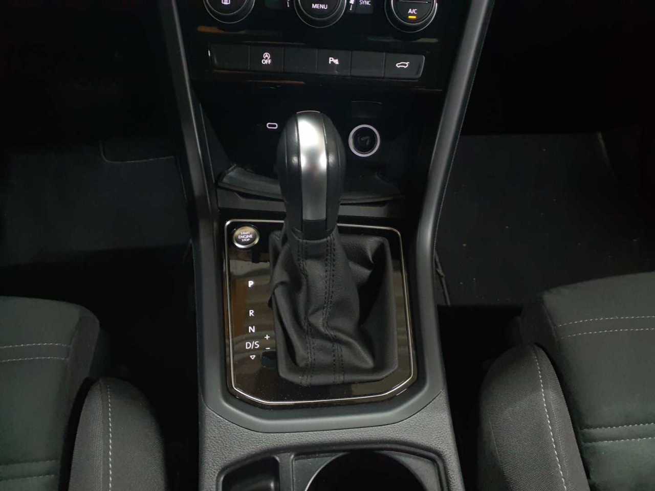 Vw Touran 2.0 TDI SCR DSG Highline 10