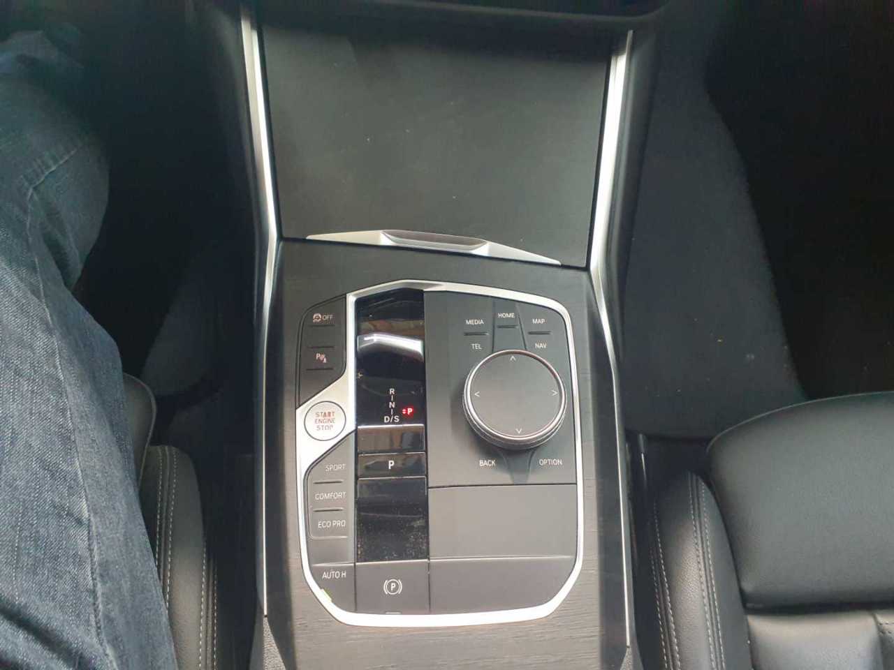 Bmw 320d Touring xDrive Aut. 10