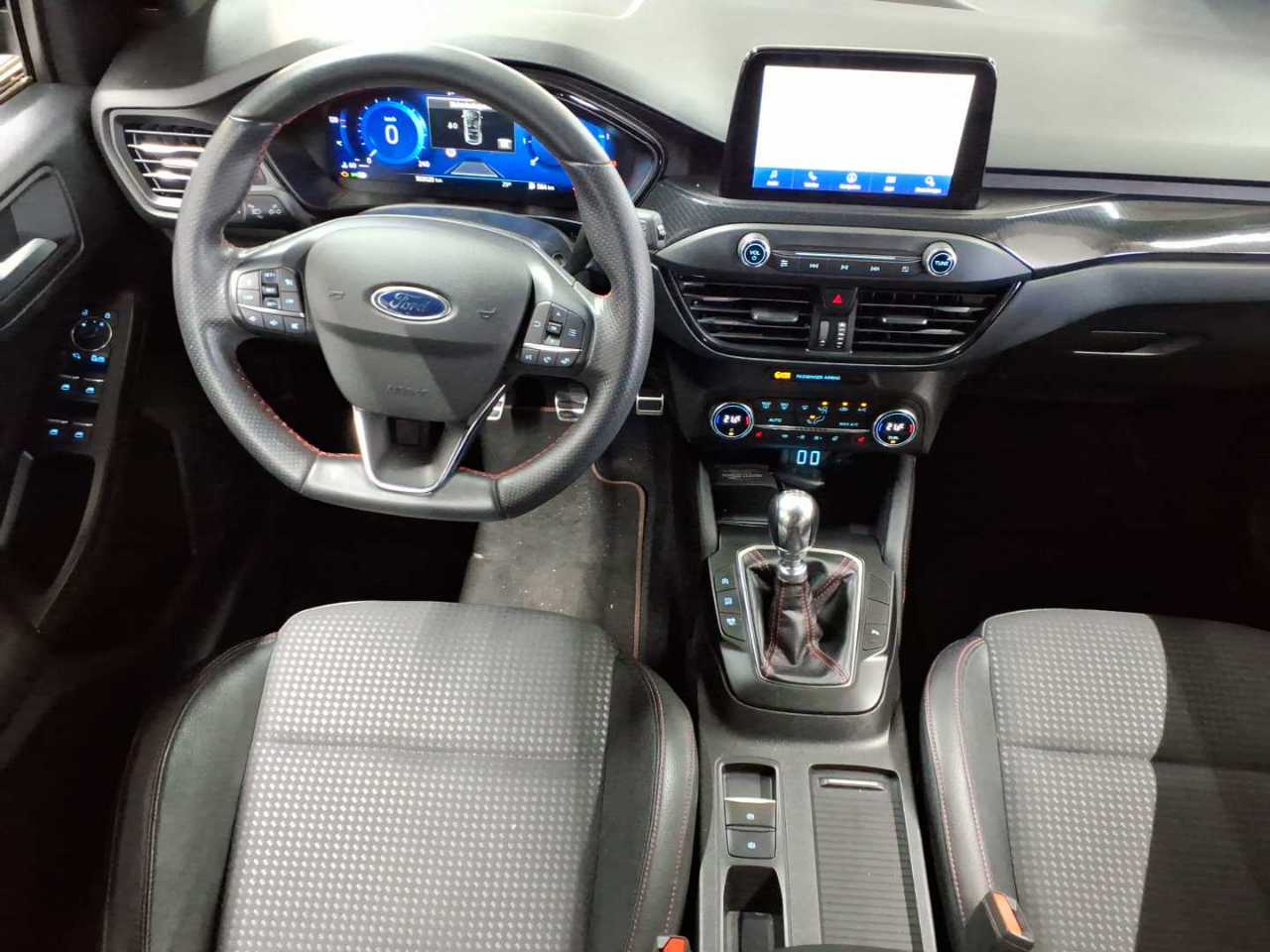 Ford Focus Turnier 1.5 EcoBlue Start-Stopp-System ST-LINE X 10