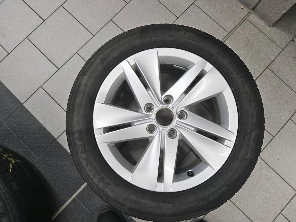 Volkswagen Golf 2.0 2024 8