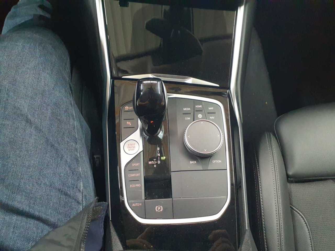 Bmw 320d Touring Aut. Advantage 10