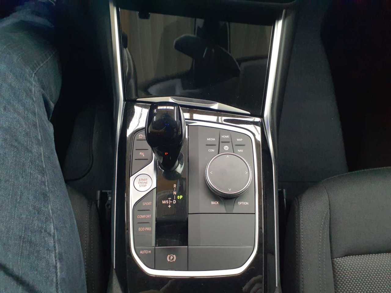 Bmw 320d Touring Aut. Advantage 10