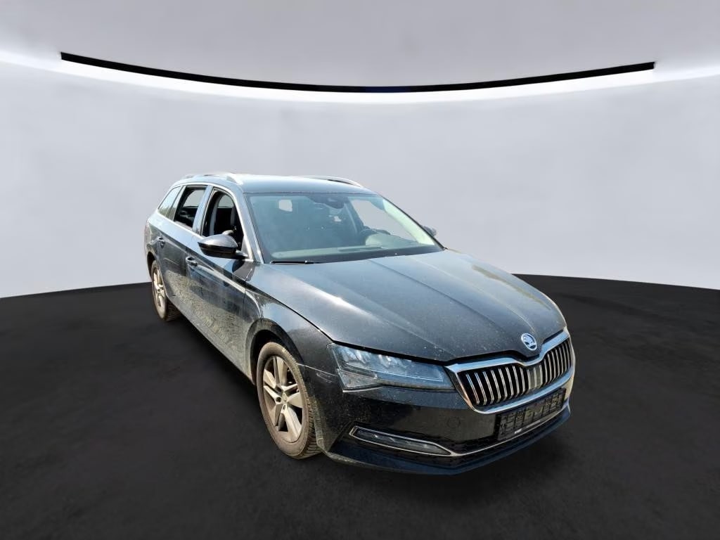 Skoda Superb 2.0 2023 2