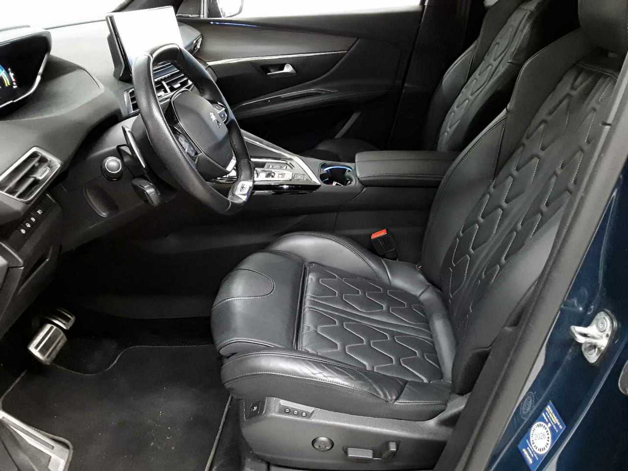 Peugeot 3008 Hybrid4 300 e-EAT8 GT Pack 7