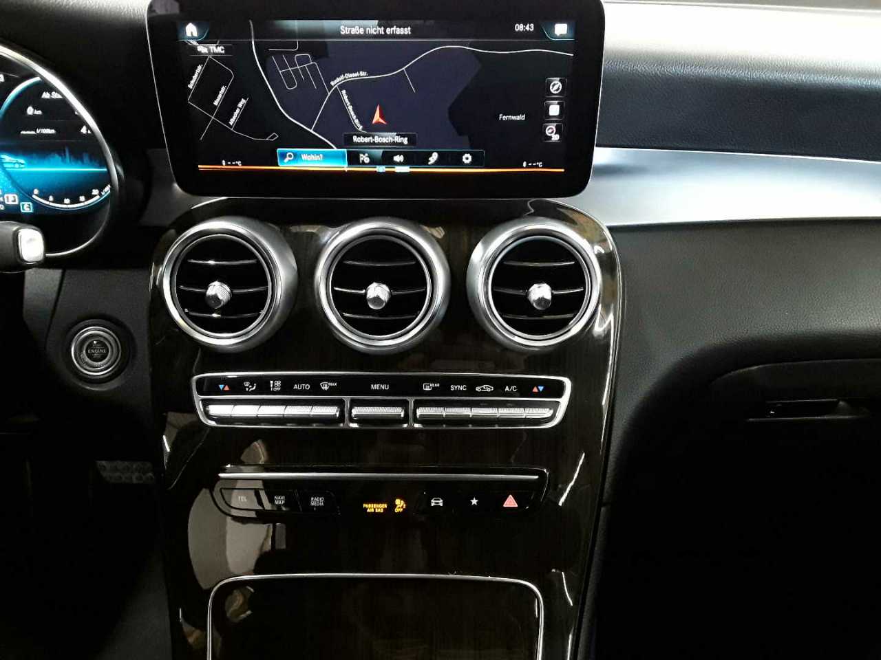 Mercedes-Benz GLC 300 d 4Matic 9G-TRONIC AMG Line 6
