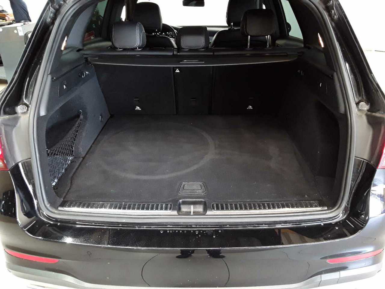 Mercedes-Benz GLC 300 d 4Matic 9G-TRONIC AMG Line 9