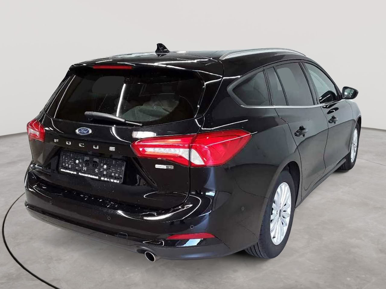Ford Focus Turnier 1.0 EcoBoost Hybrid TITANIUM 4