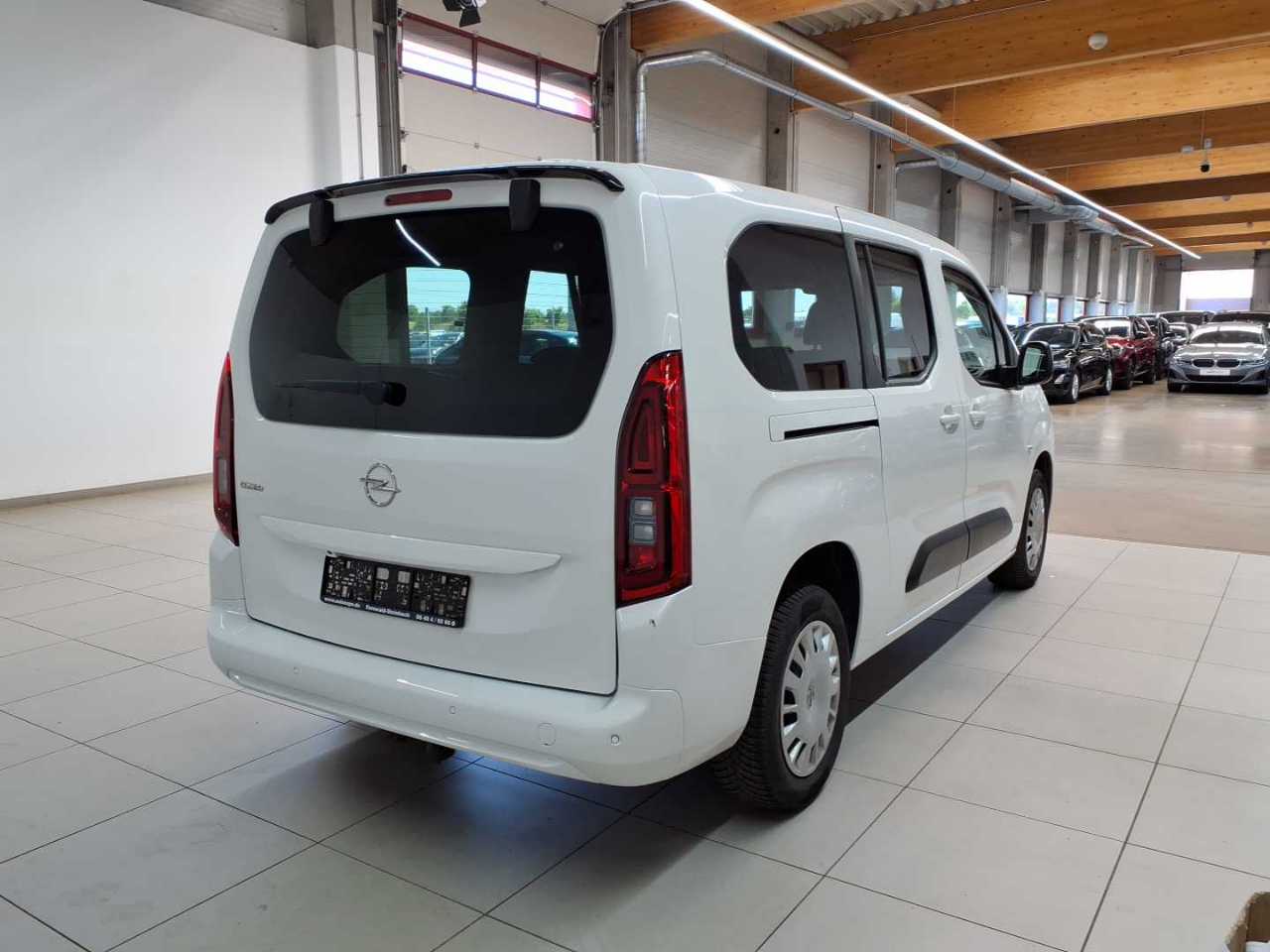 Opel Combo Life XL 1.5 D Start/Stop Elegance 4