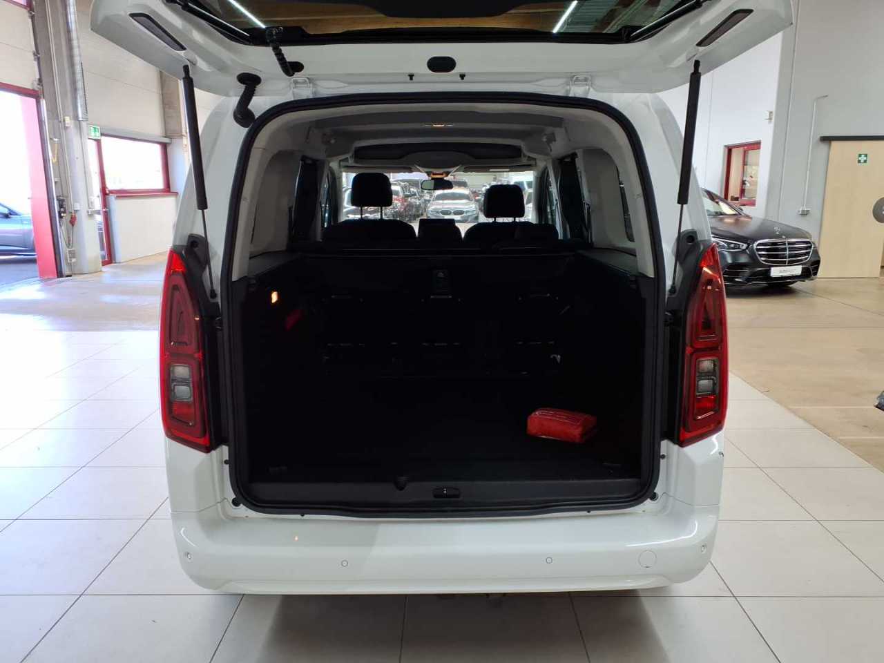 Opel Combo Life XL 1.5 D Start/Stop Elegance 10