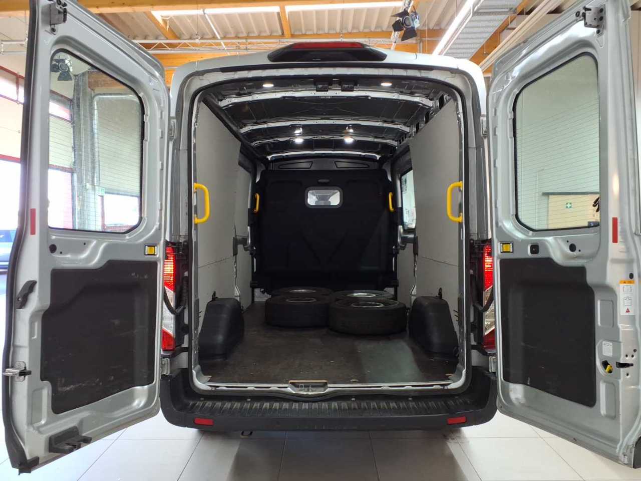 Ford Transit 350 L3H2 Lkw VA Autm. Trend 15