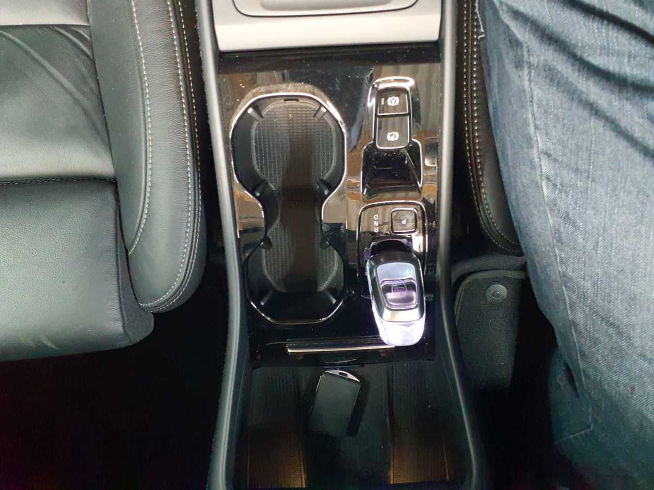 Volvo XC40 B5 B AWD Ultimate Bright 10