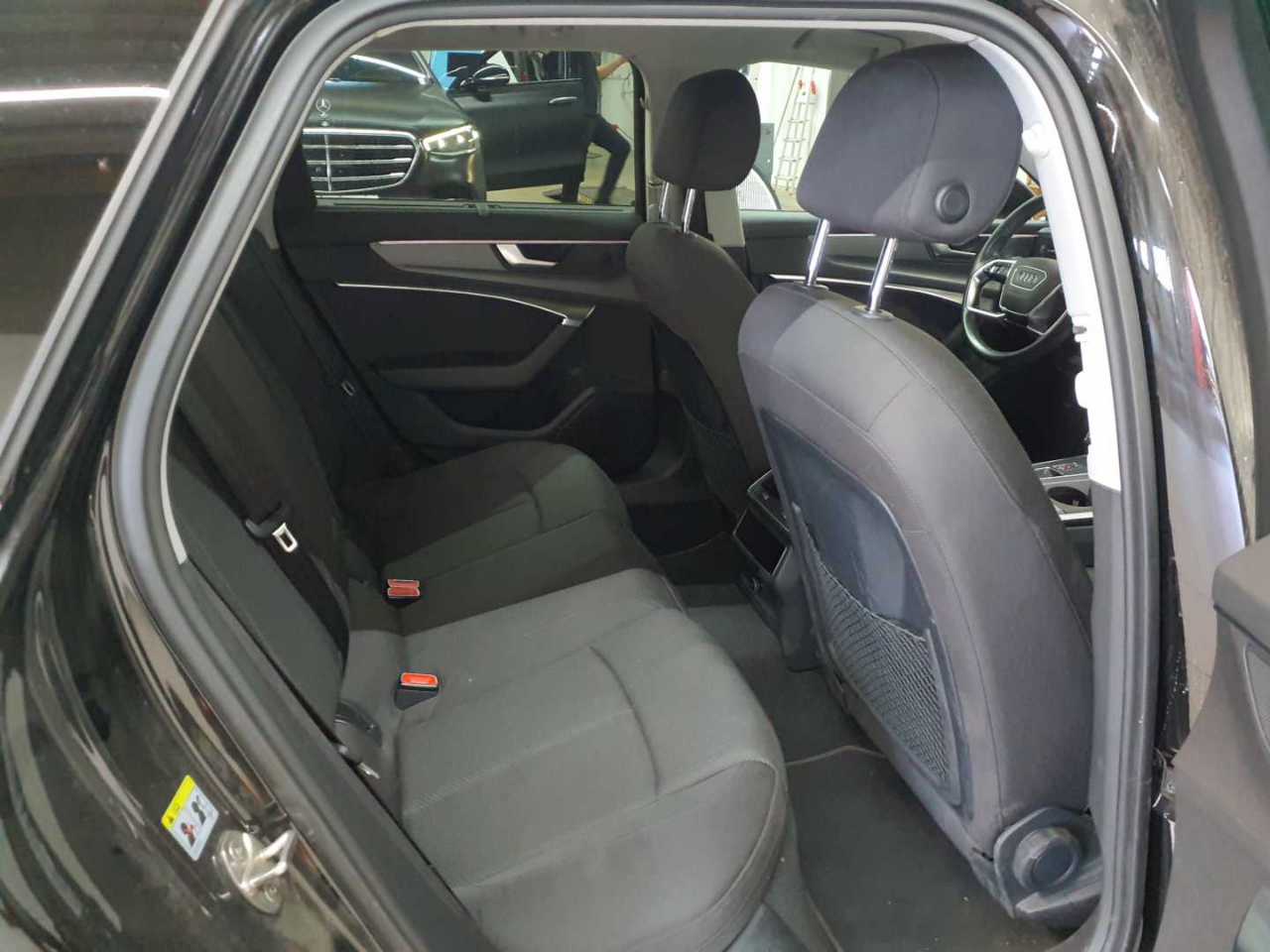 Audi A6 Avant 45 TFSI quattro S tronic 14