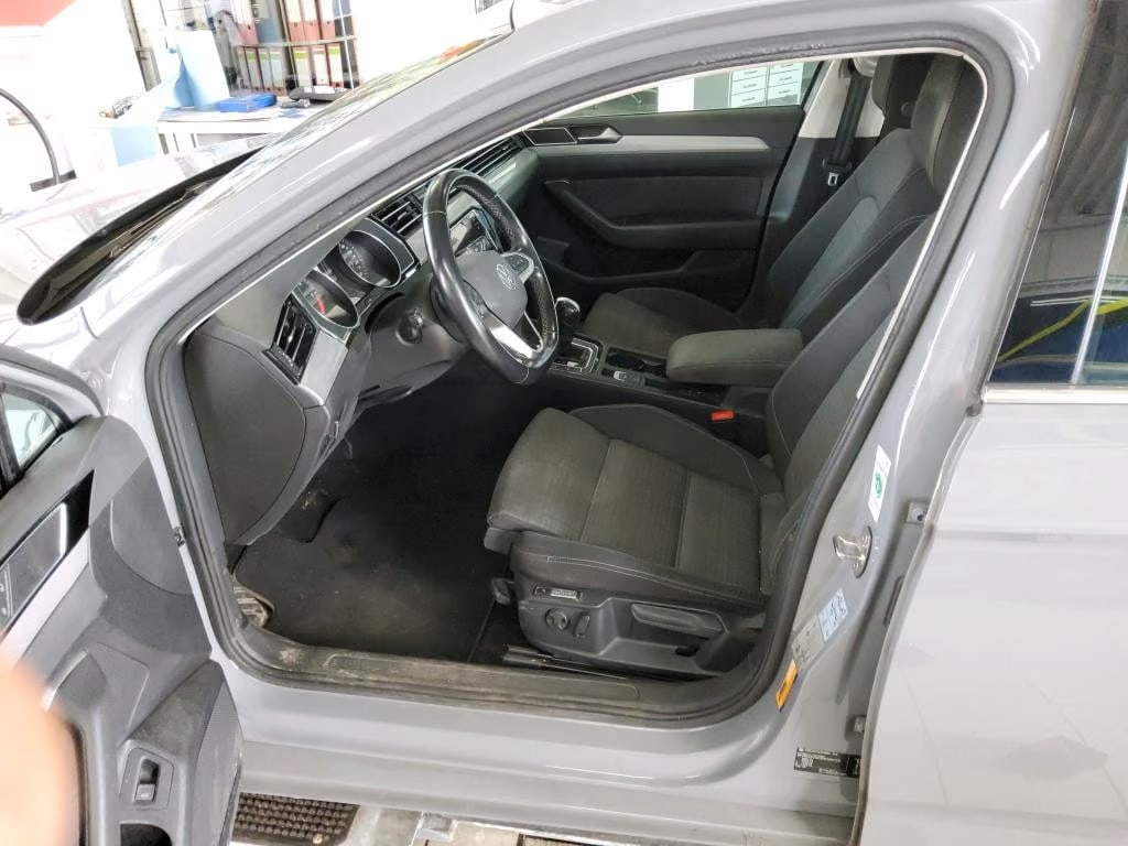 Volkswagen Passat Variant 2.0 2022 5