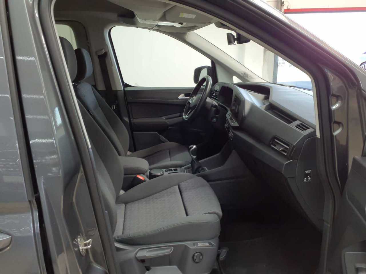 Vw Caddy 2.0 TDI BMT (7-Si.) Life Maxi 8