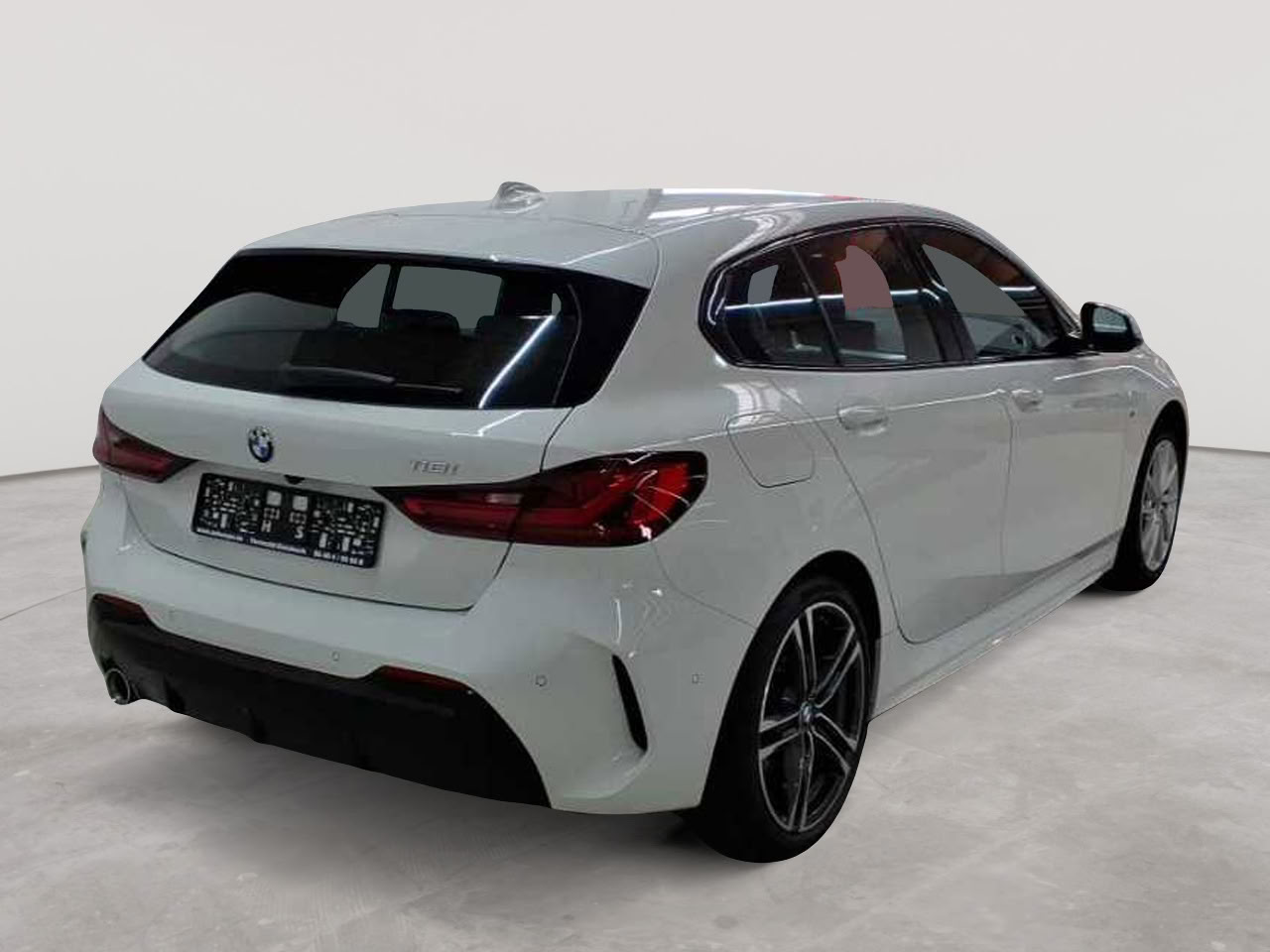 Bmw 118i Aut. M Sport 4